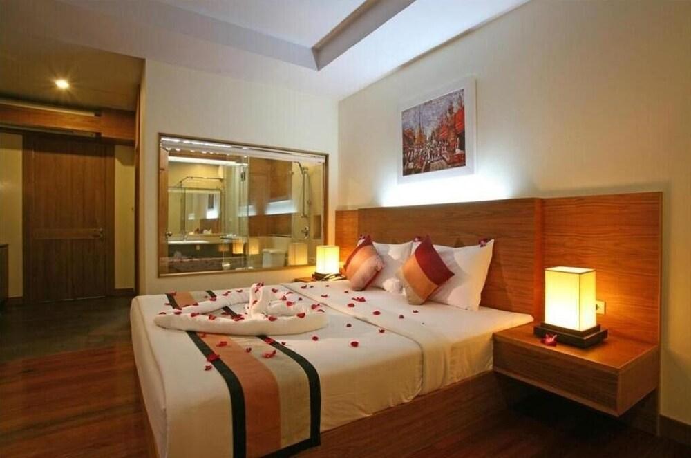 Baan Saikao Plaza & Service 2* Koh Chang