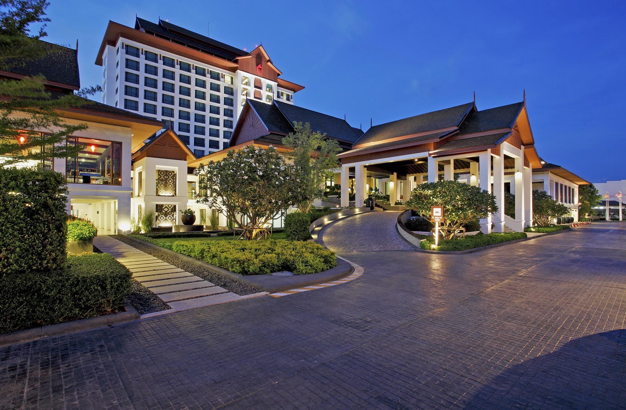 Avani & Convention Centre Hotel 5*