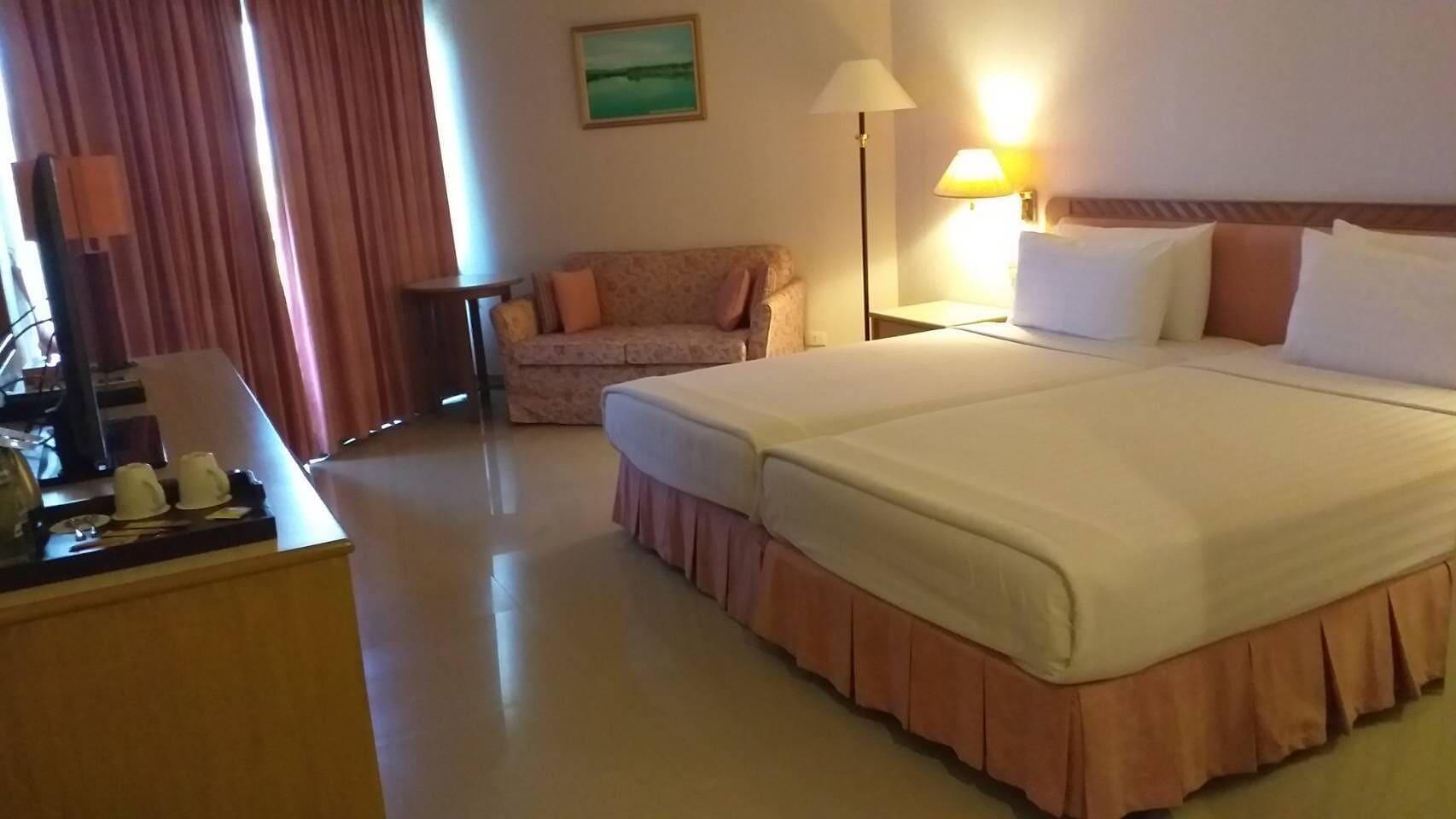 Golden 4* Khanom