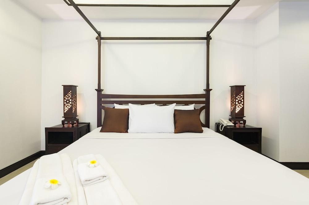 Hotel The Legacy Nonthaburi