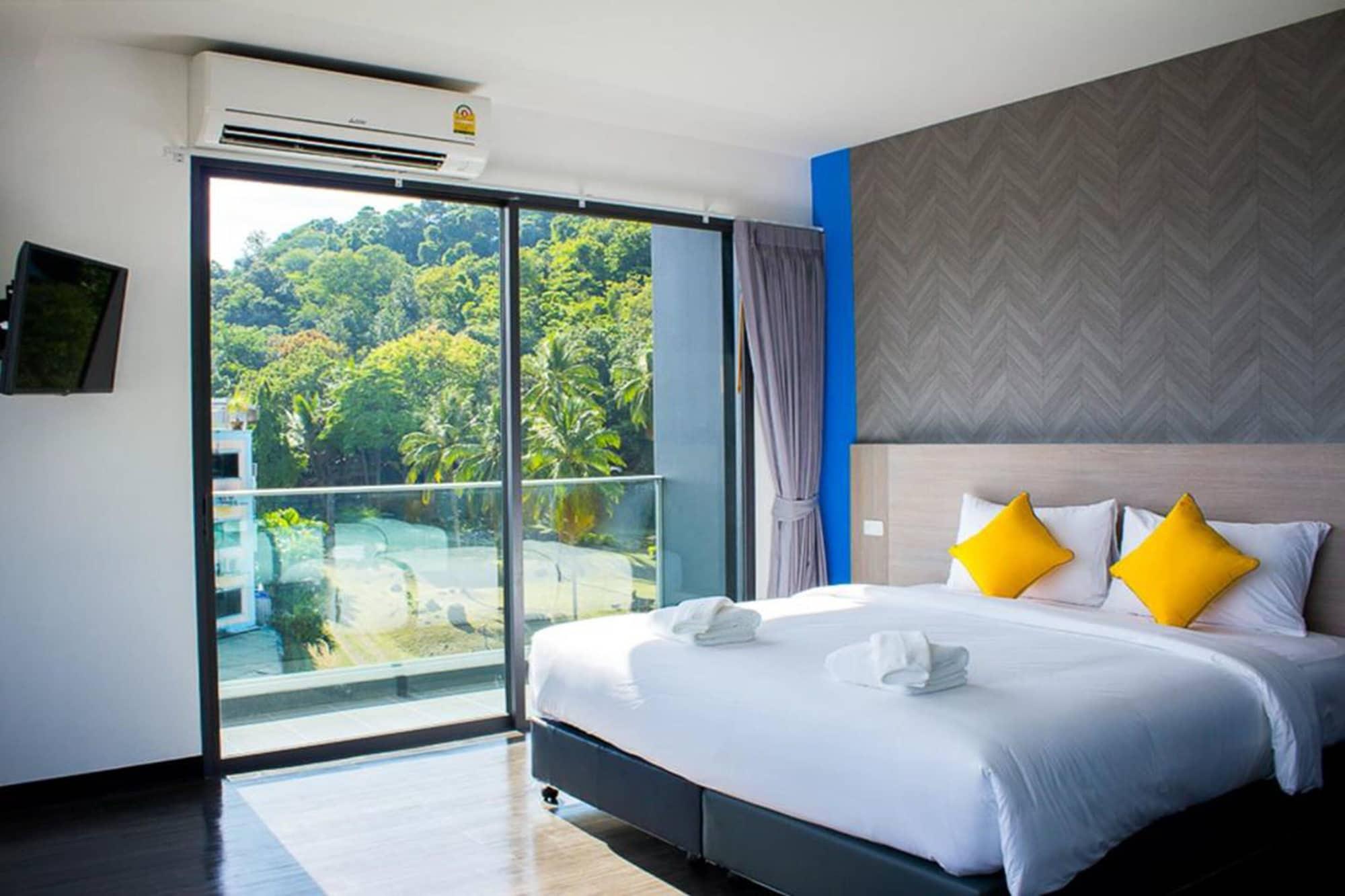 Wake Up Aonang Hotel