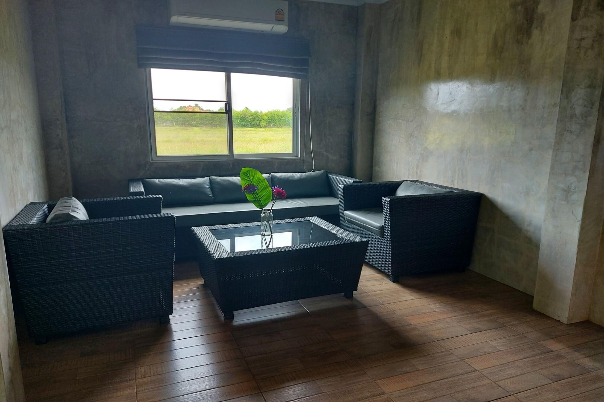 Resort Baan Chai Thung