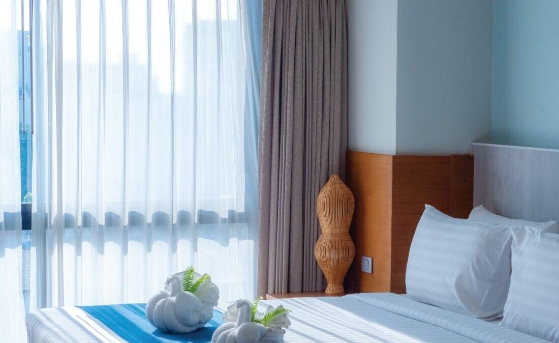 Hotel Crystal Jade 3*