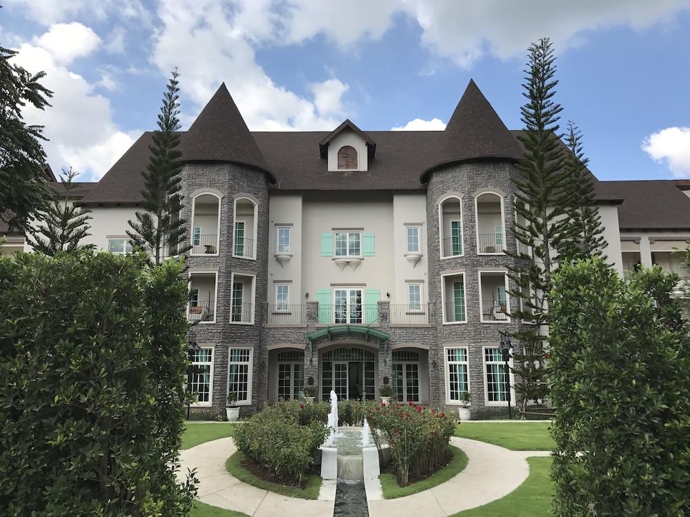 U Khao Yai Resort 4*