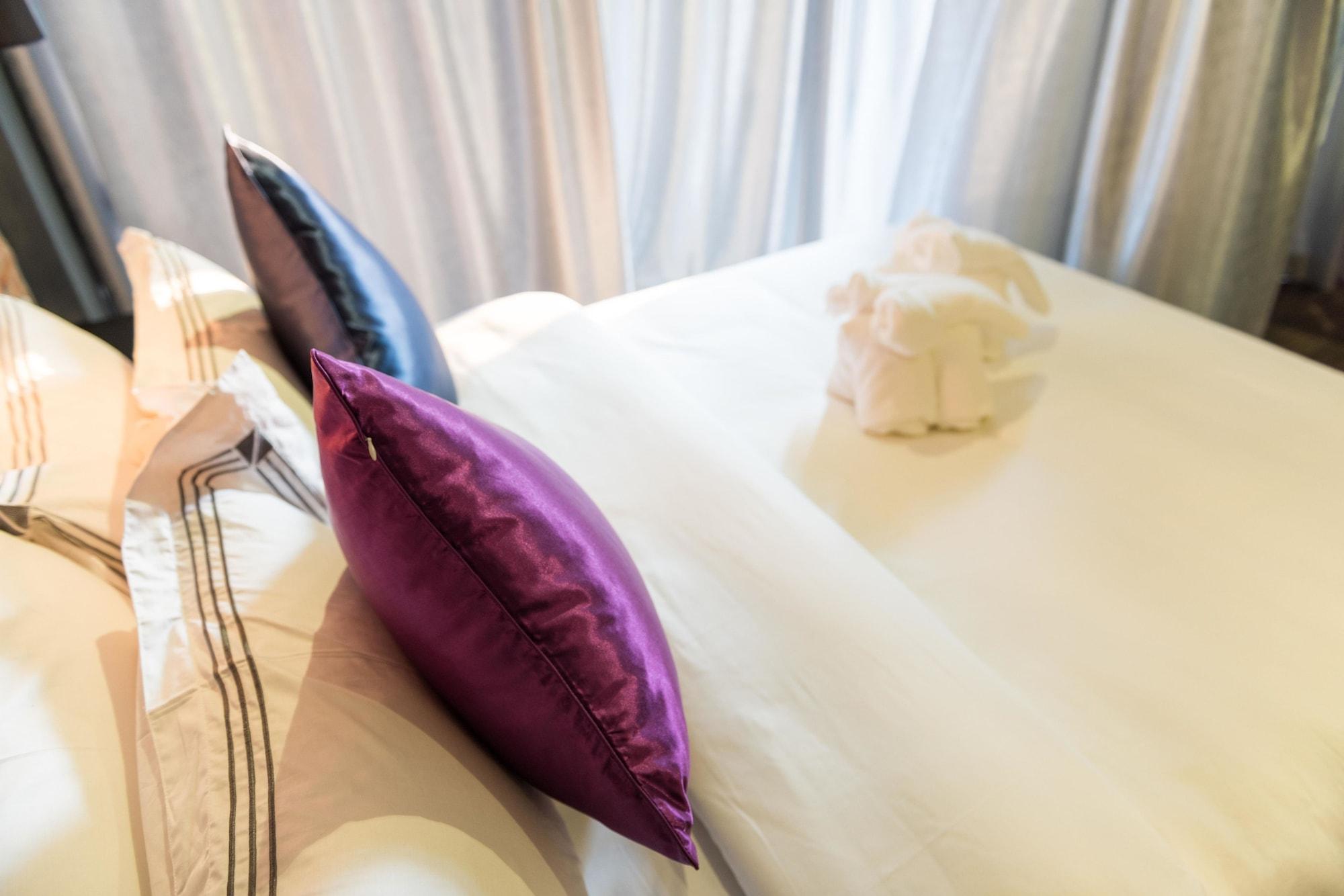Joyful Thai Boutique Hotel