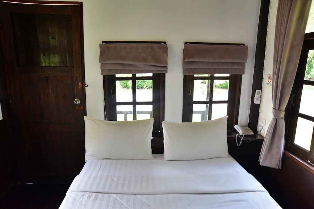 Chanpraya Resort 3*