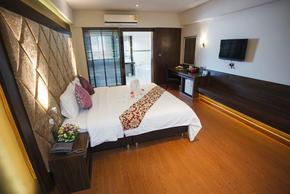 Grand Pink Hatyai