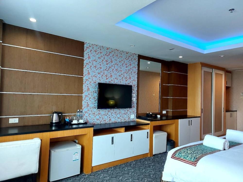 Hotel M Danok 4*