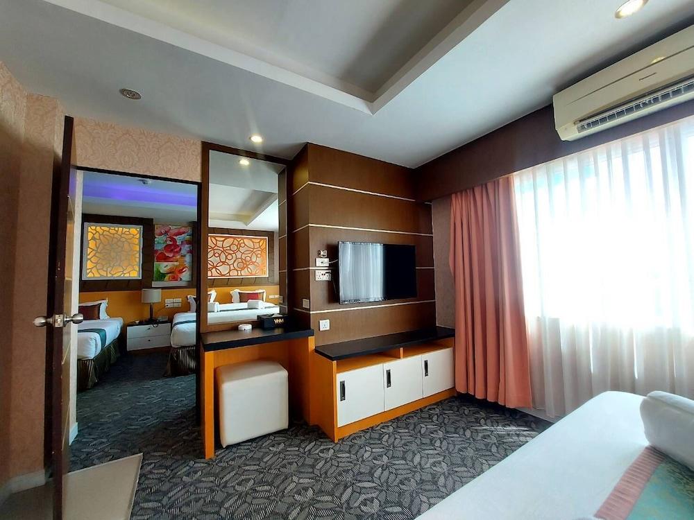M Danok Hotel