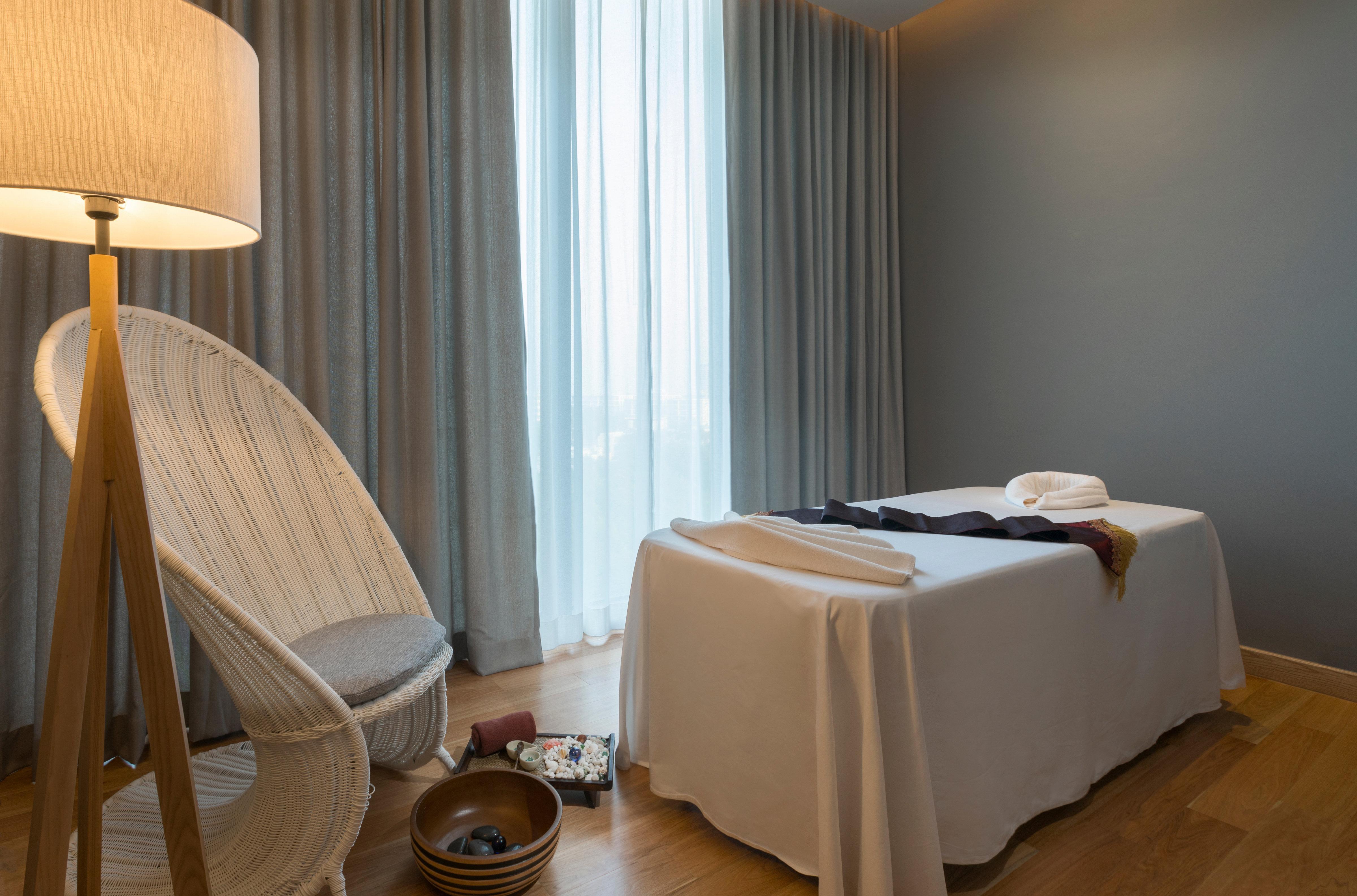 Vana Nava Hua Hin, An Ihg HHQ
