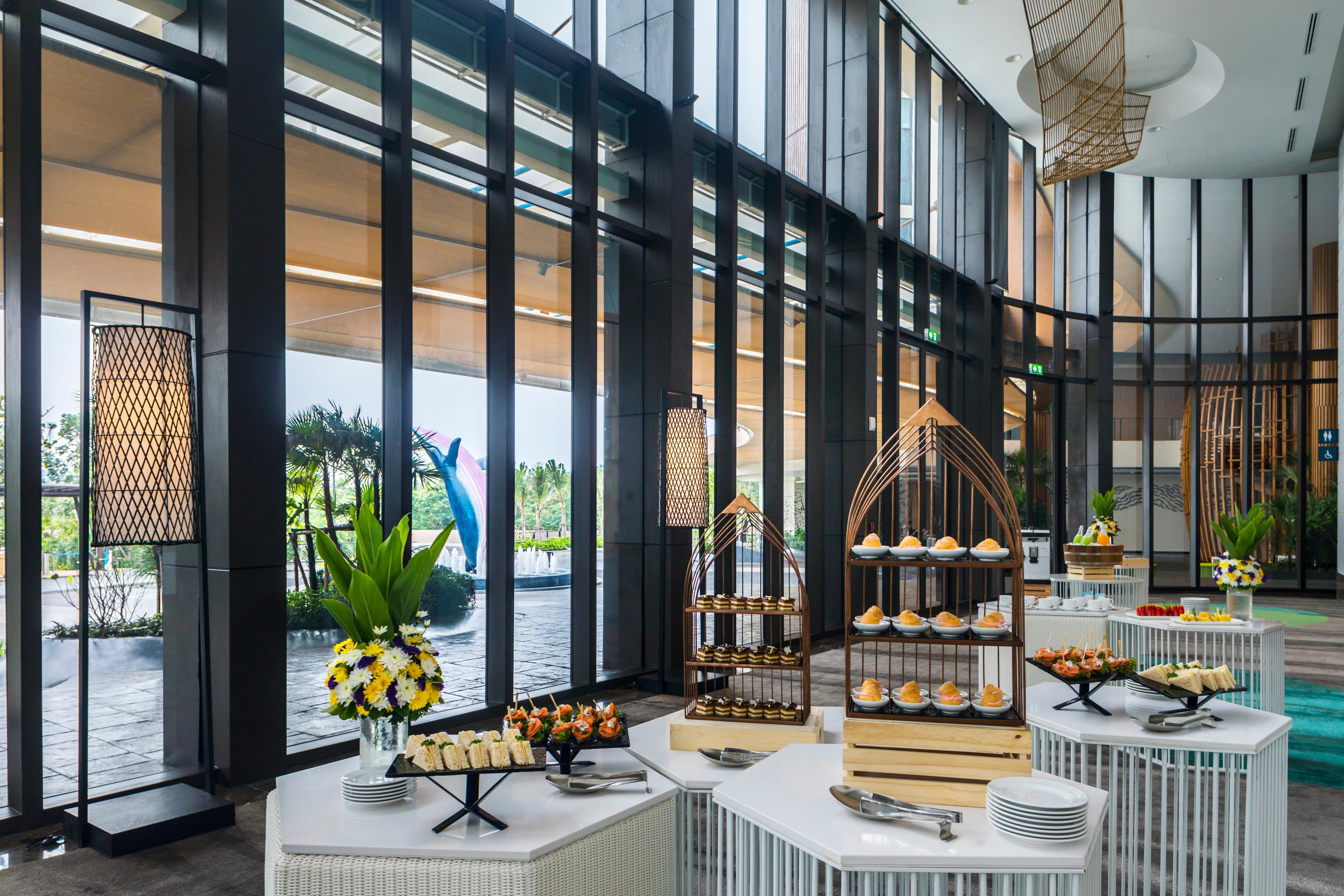 Vana Nava Hua Hin, An Ihg HHQ