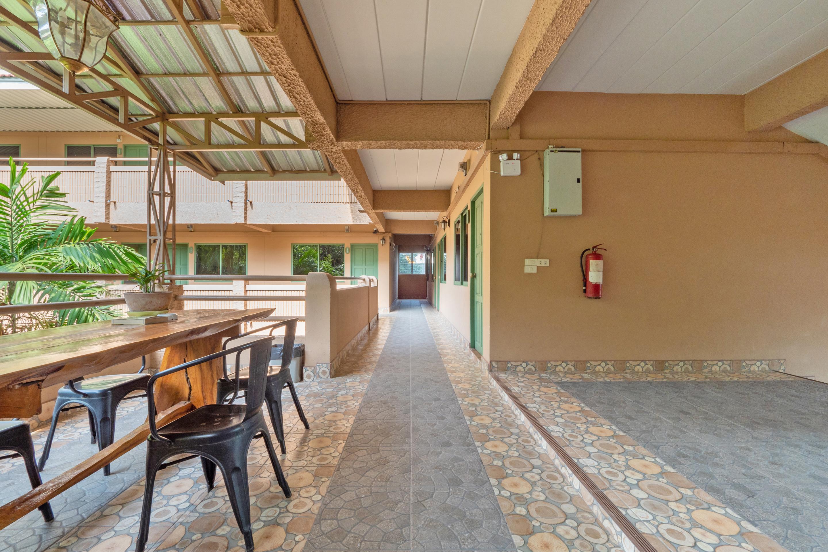 Hotel The One Sabai Living