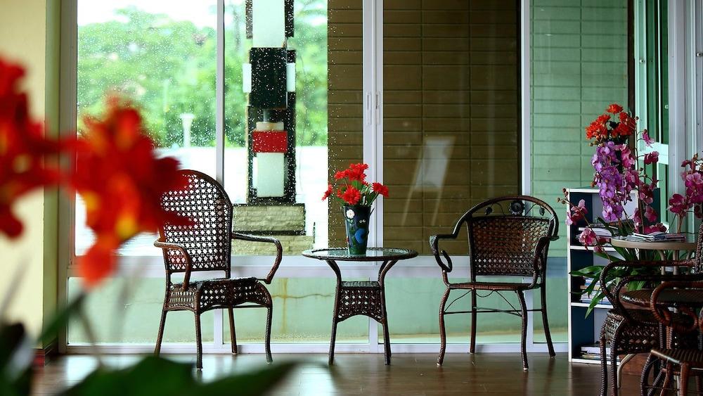 Resort Breeze Hill Khao Kho