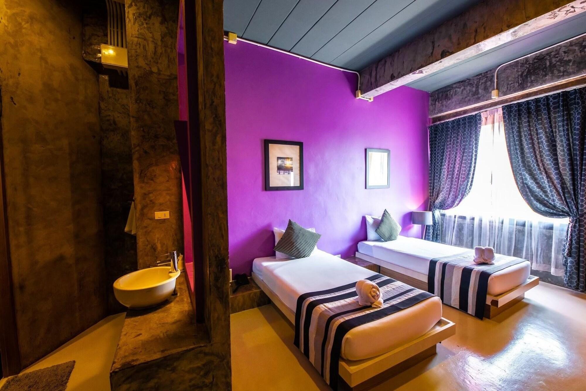 Hotel The B Trend 3*