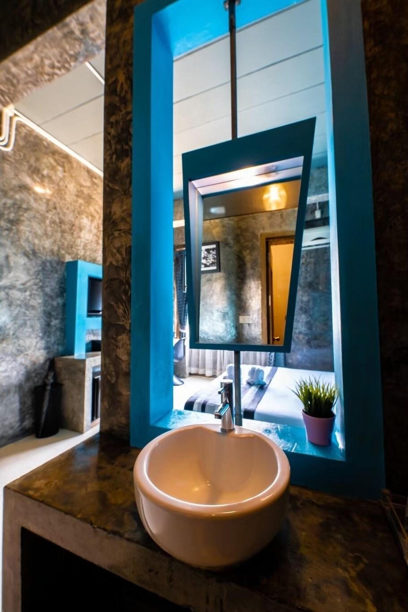 Hotel The B Trend 3*