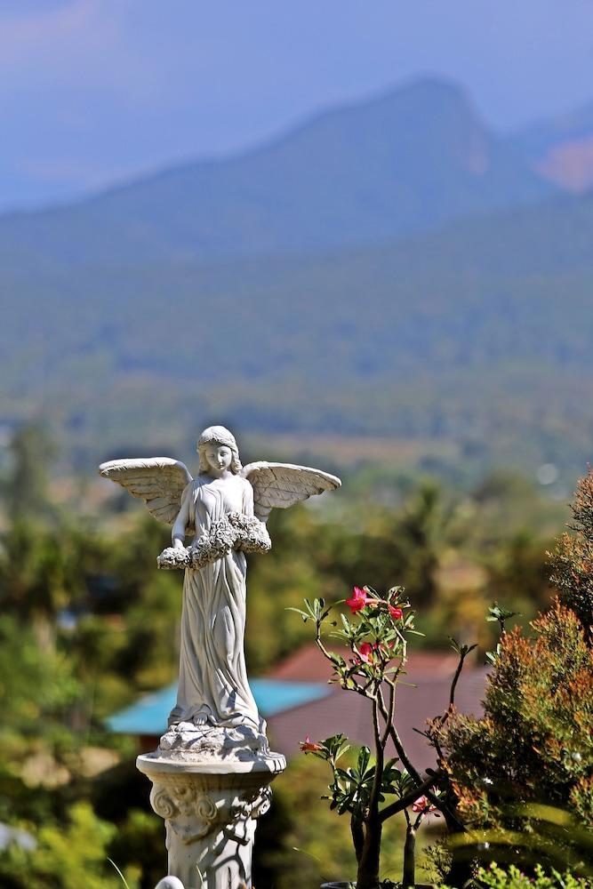 De View Boutique Hotel 3*