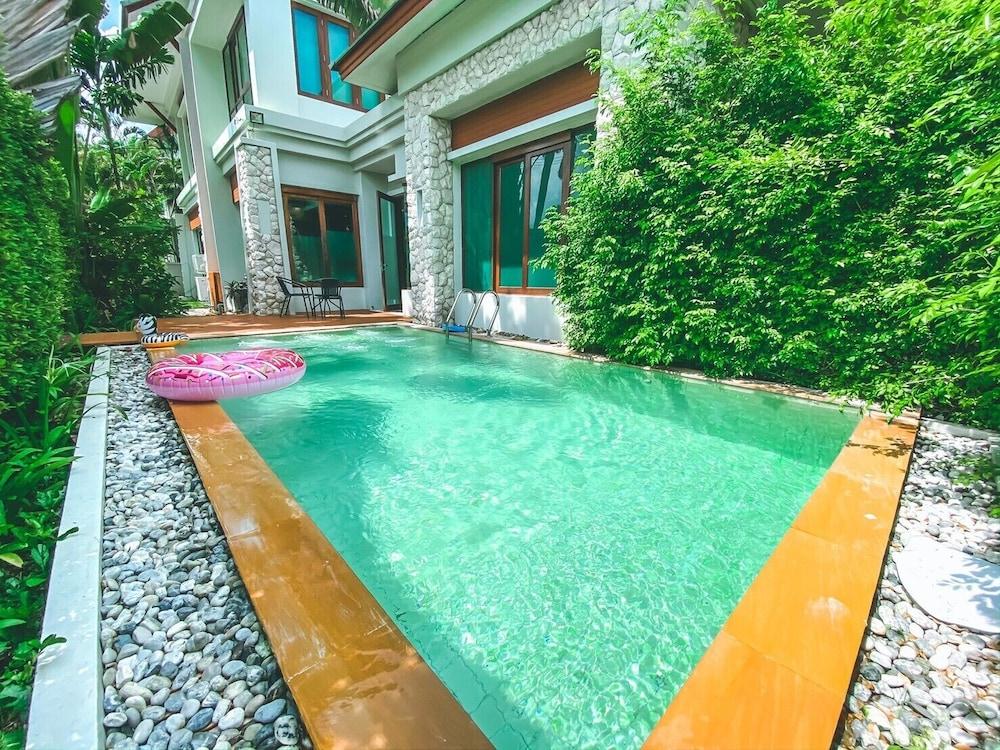 Resort Royal Sammuk Bang Saen