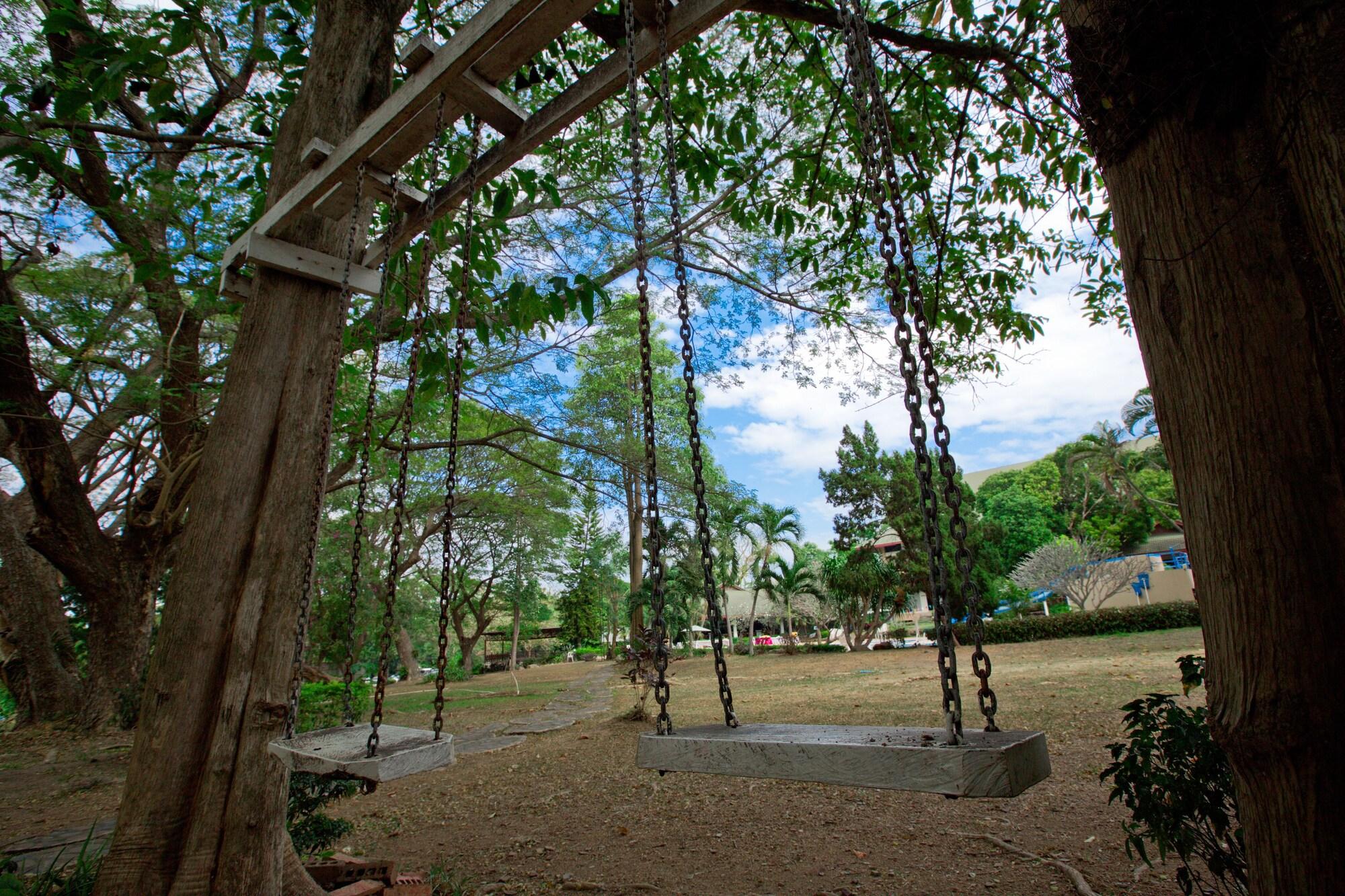 Resort Muaklek Paradise Ban Muak Lek