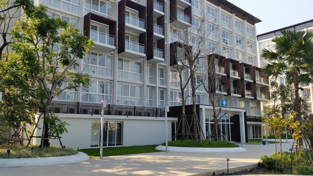 Hotel The Idle And Khlong Luang