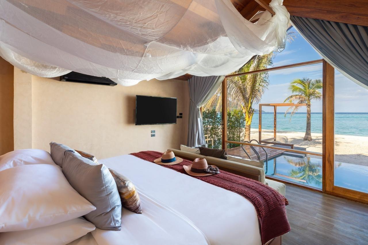 Irene Pool Resort,