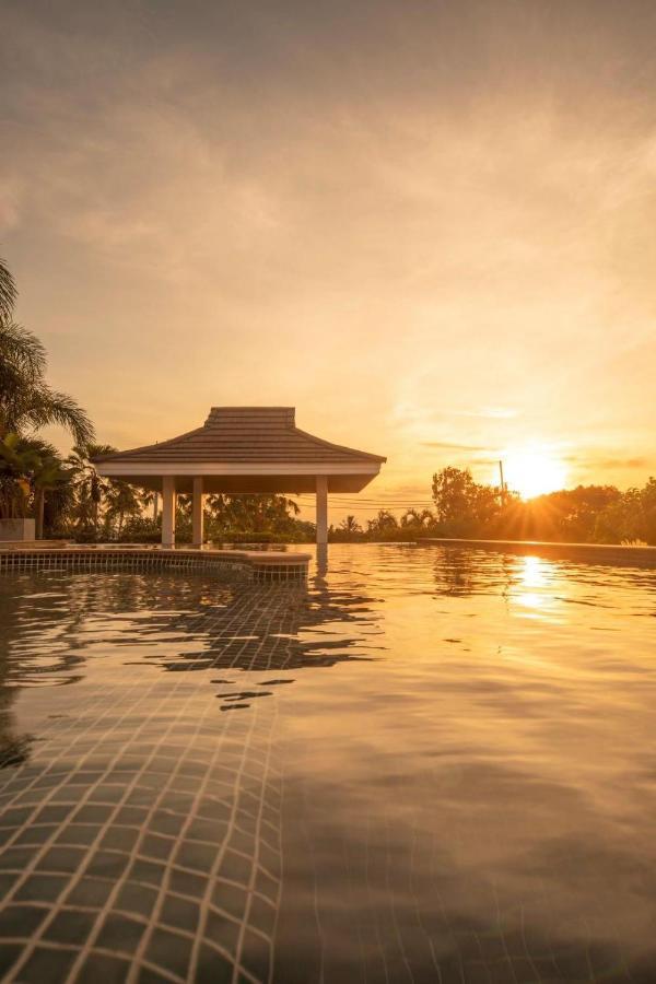Phuket Superior Sunrise Sea View Private Pool Villa