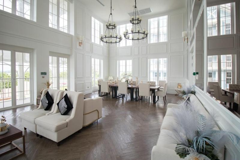 Grand Florida Beachfront