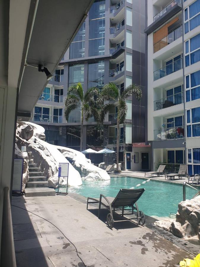 2 Bedrooms Near Apartment