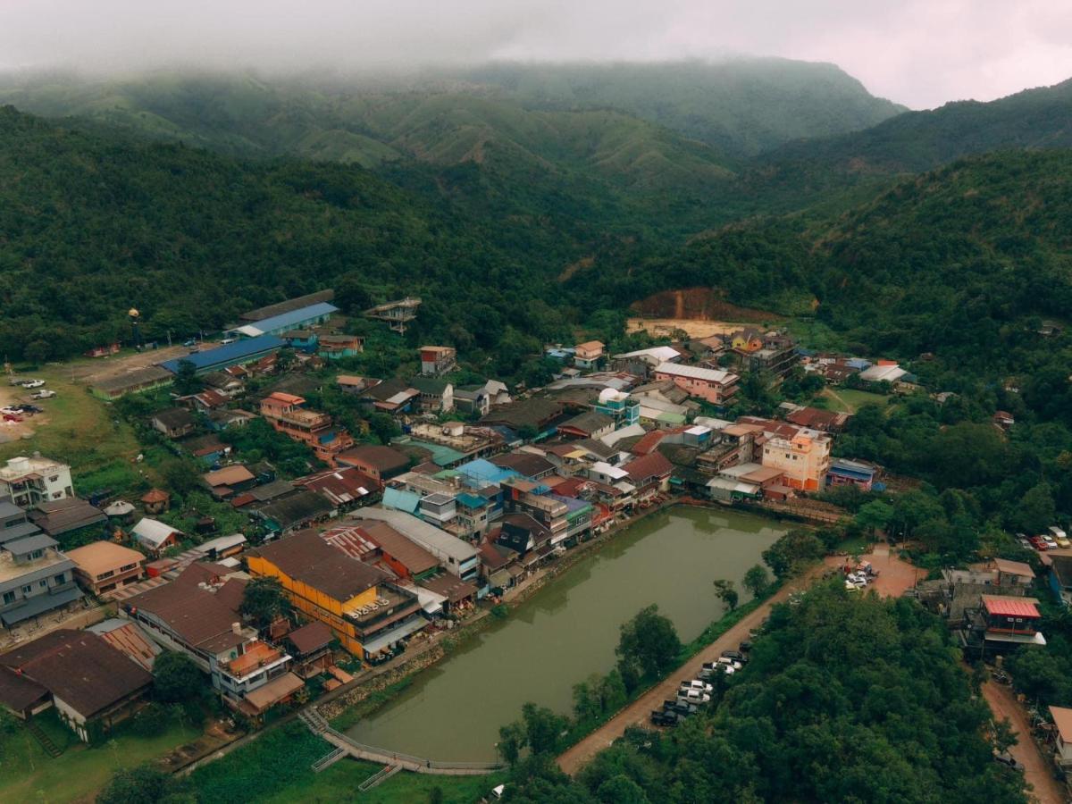 อีต่องโฮมสเตย์ * Thong Pha Phum