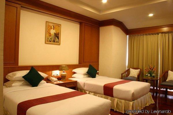 Life Up And Hotel Chiang Mai