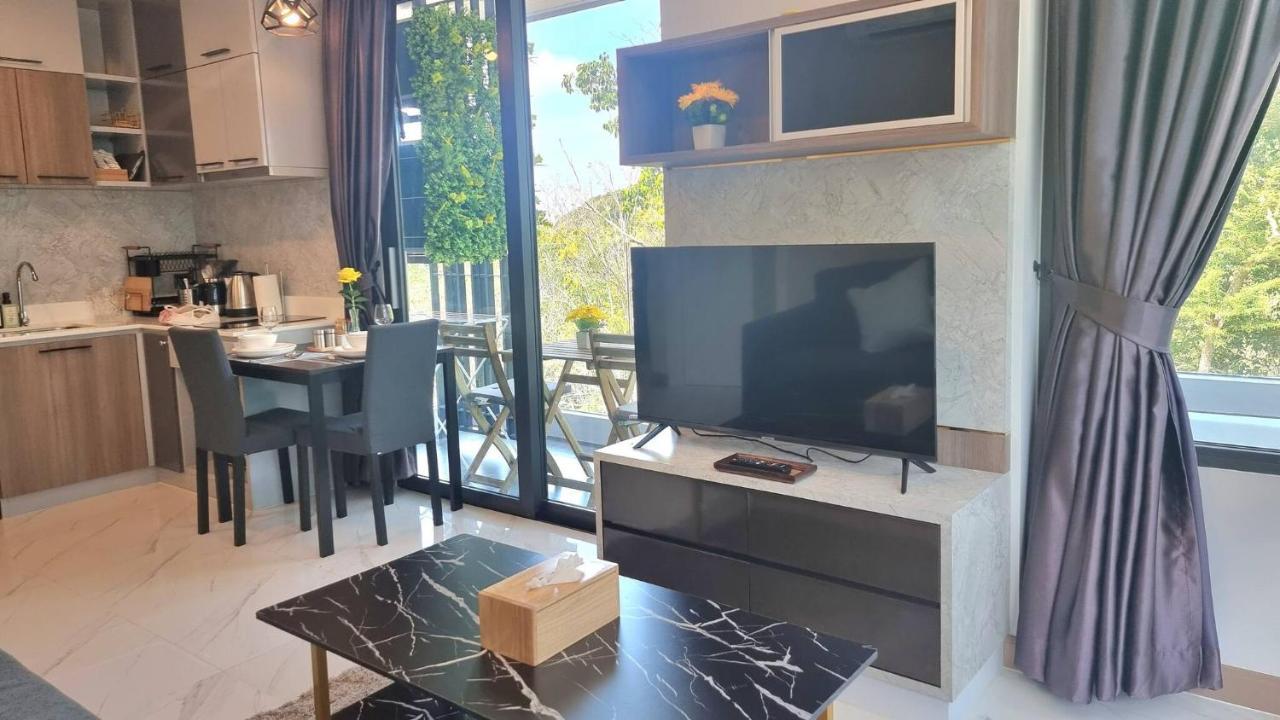 Apartment B504-partial Seaview Floor 1br *