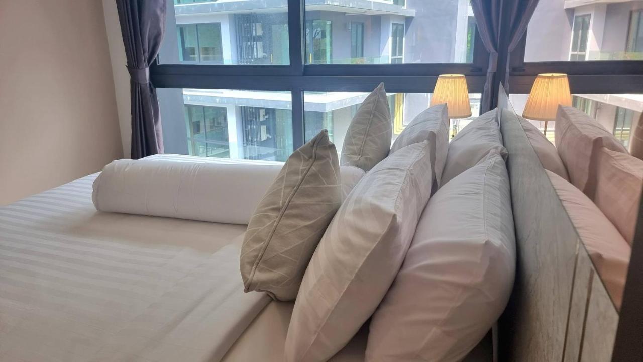 B504-partial Seaview Floor 1br Apartment