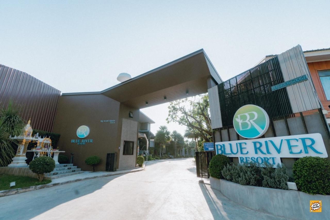 Blue River Resort