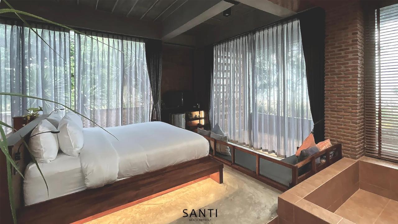 Resort Santi Retreat *