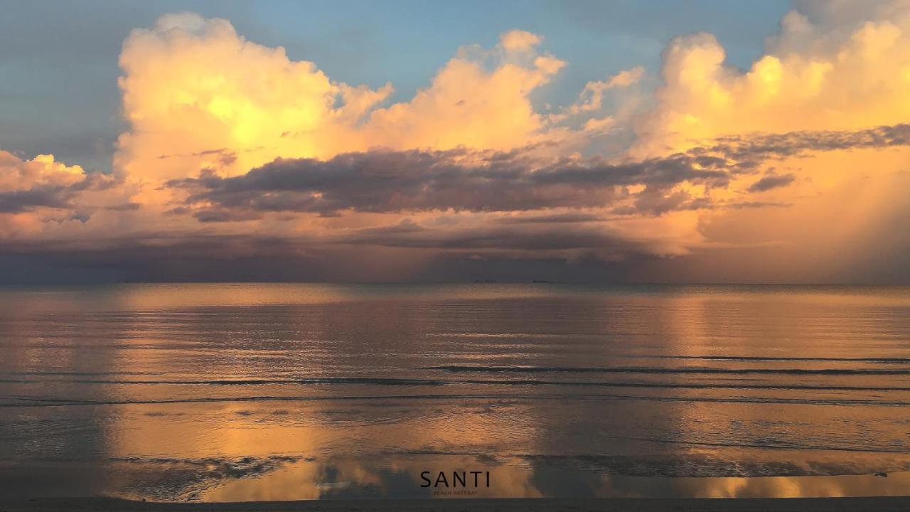 Santi Retreat Resort *
