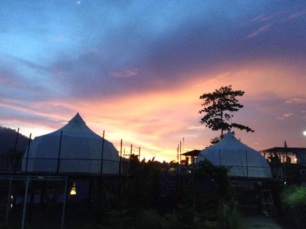 Lodge Yafin Khaokho *