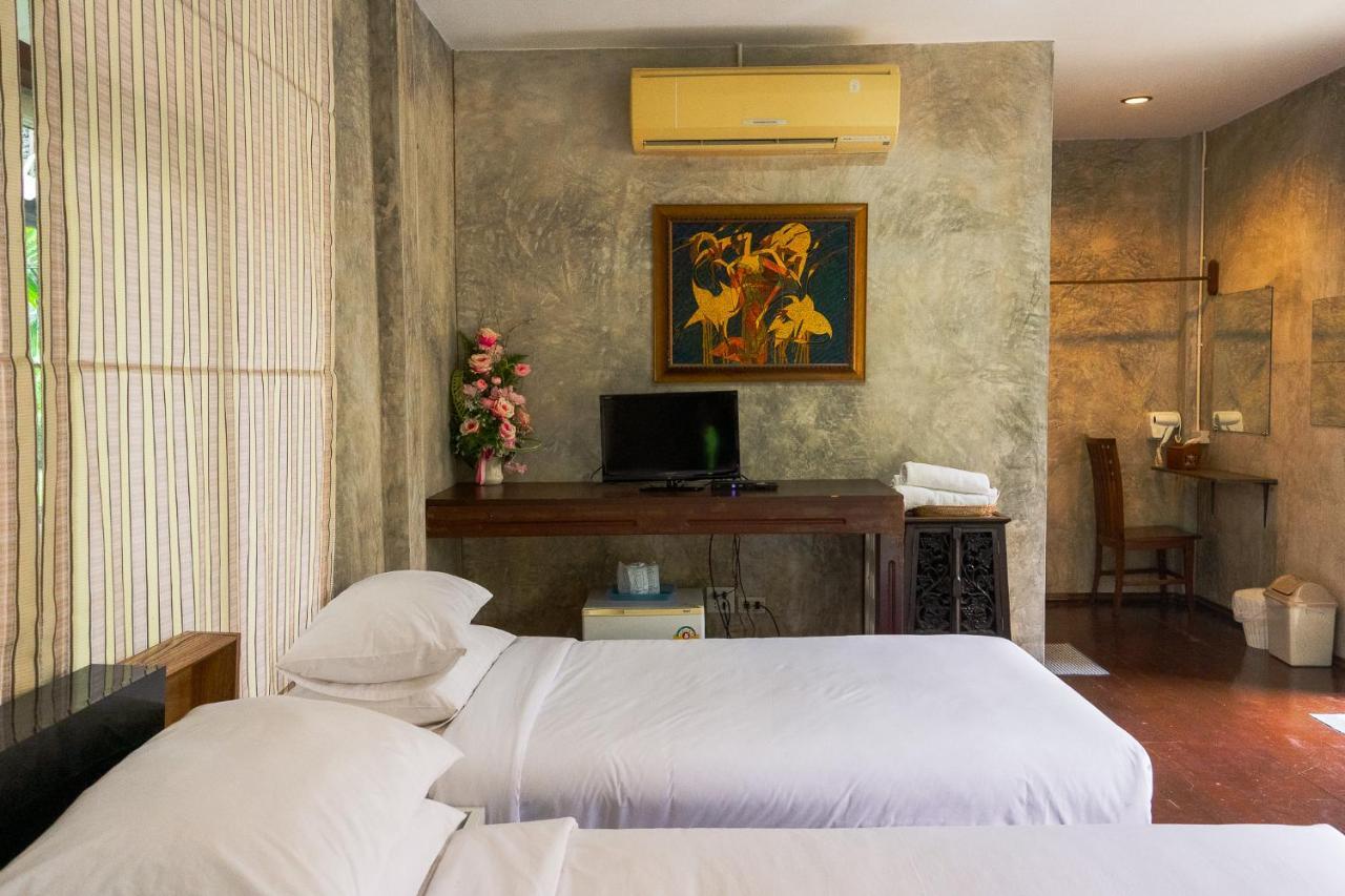 Baansuansabai Phloenpanmai Resort