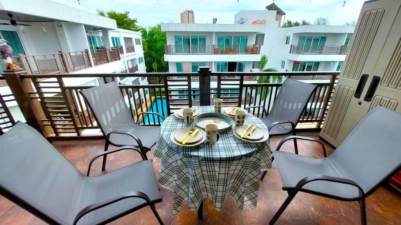 Beachfront With Balcony, Sea View & Pool View - Cha Am - Hua Hin * Cha-Am