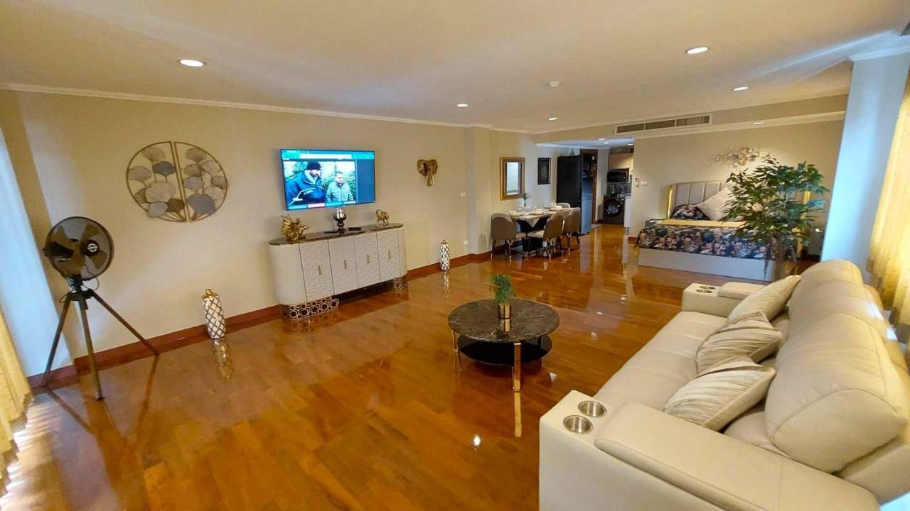 Beachfront With Balcony, Sea View & Pool View - Cha Am - Hua Hin *