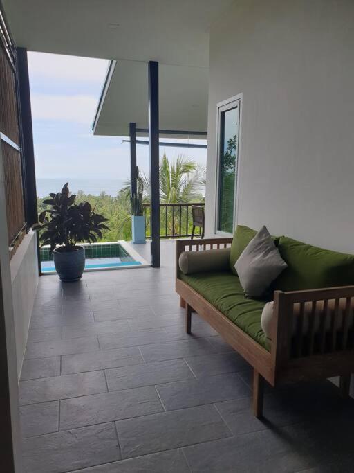 The Nest - Stylish One Bed House Villa *