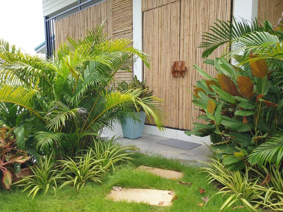 The Nest - Stylish One Bed House * Chaloklum