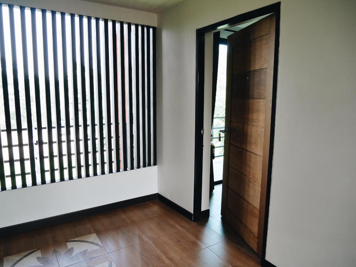Hotel บ้านเพลิน *