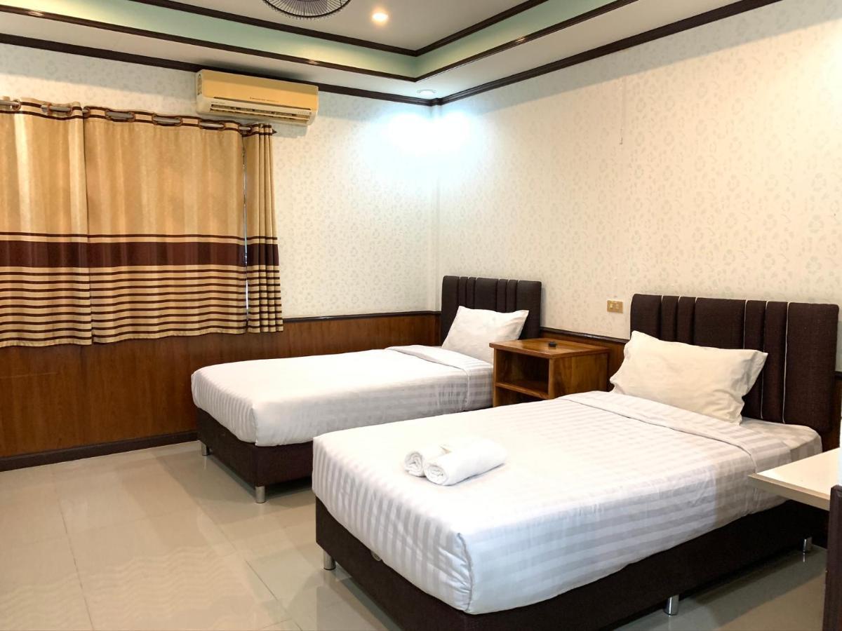 Suanpai Resort *