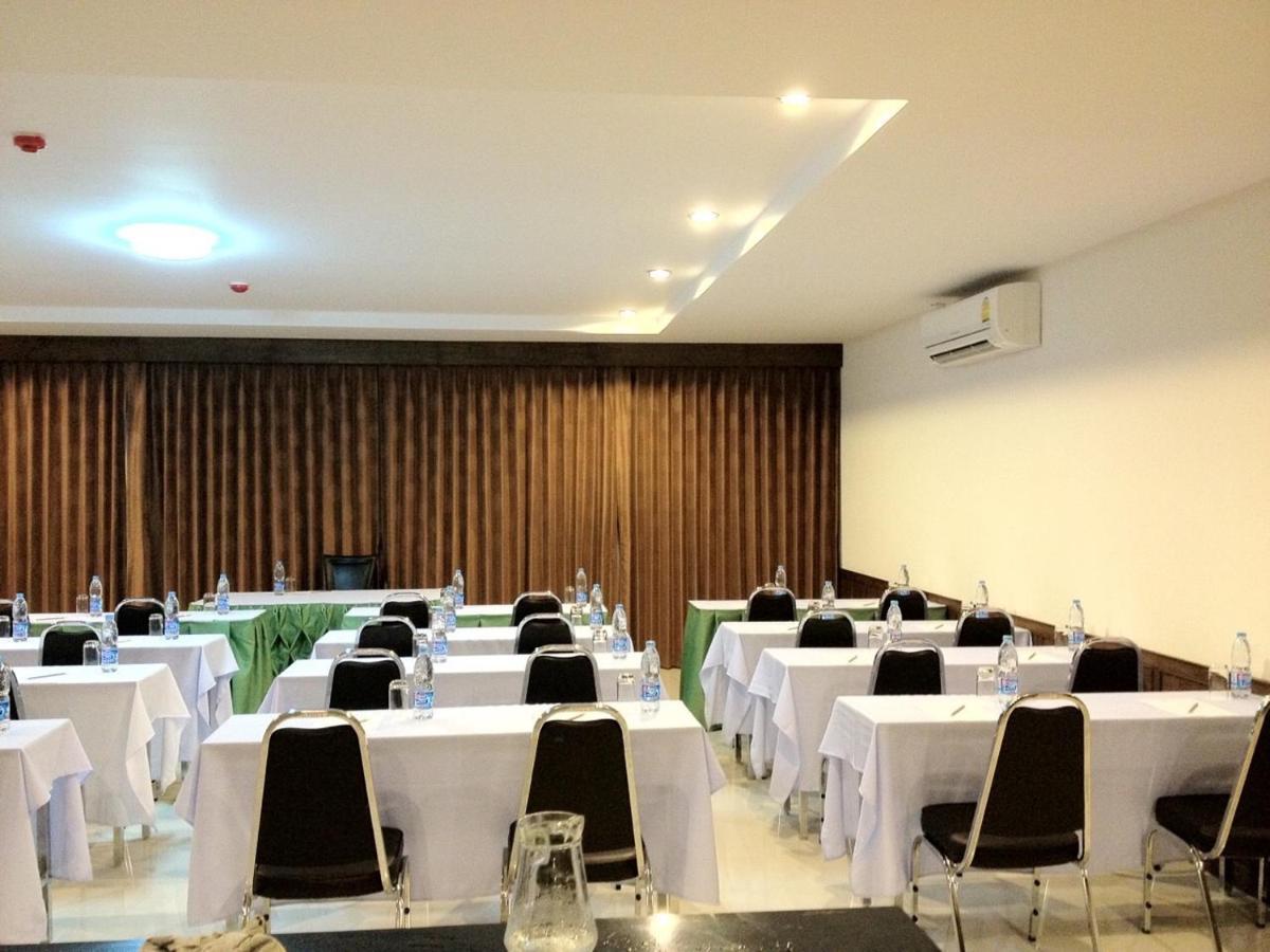 The Pattaya Hotel Na Chom Thian
