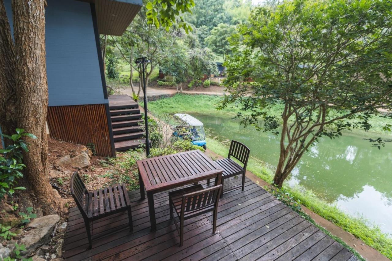 Resort Ruknam Ban Hin Hak