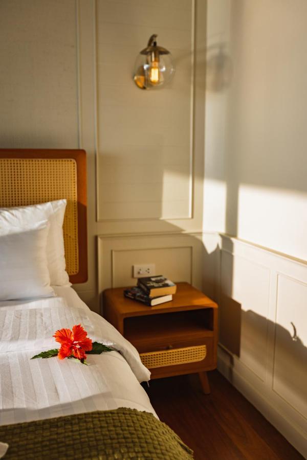 Sea Escape * Koh Chang