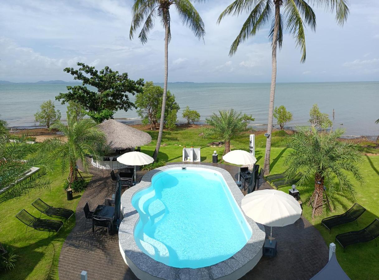 Ganze Beachfront-pool-villa-apartment Apartamento Koh Chang