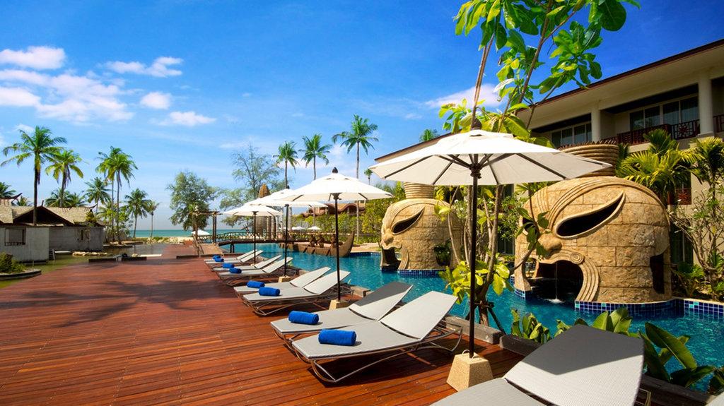 Graceland Khaolak Beachfront