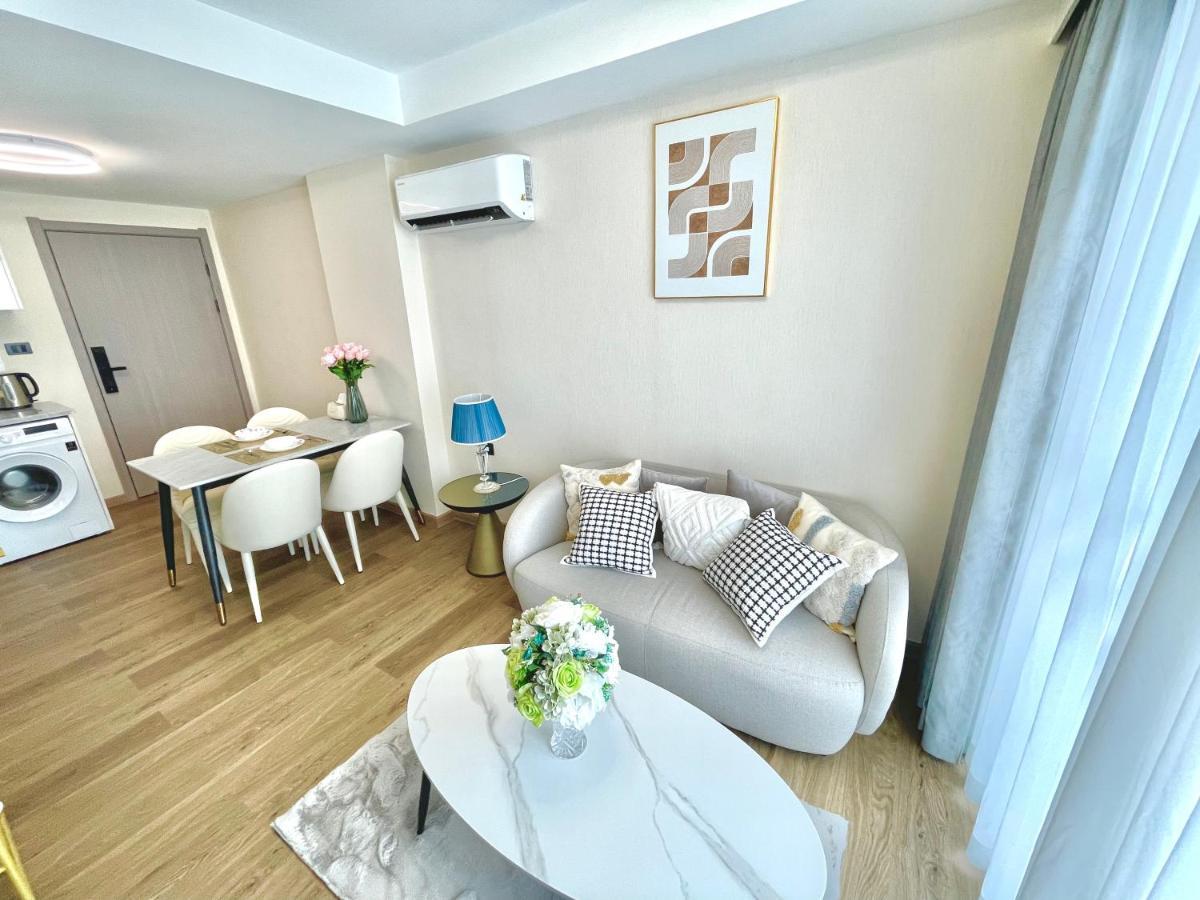The One Chiangmai Apartment *