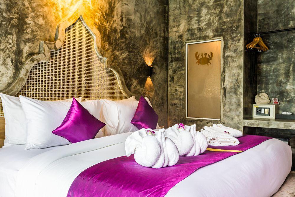Hotel Maneetel Krabi Beachfront-sha