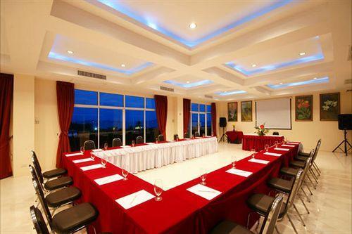 Hotel Seaside Pattaya 3*